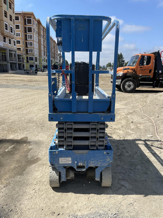 2020 Genie GS-1930 Fixed rails with chain entry gate - Pre A92.20, 800W Inverter