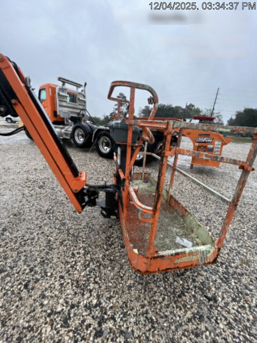 2019 JLG 450AJ