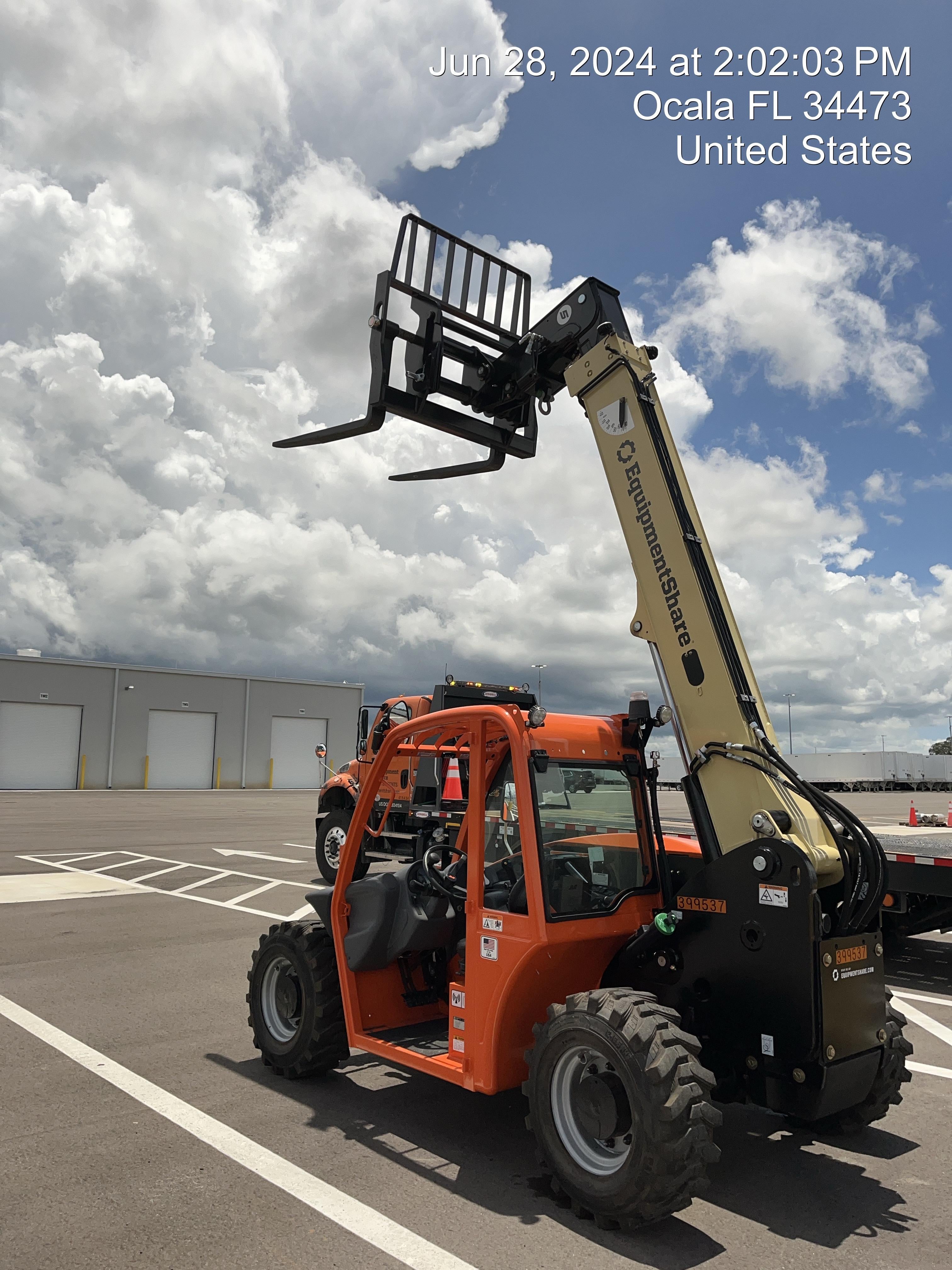 2024 JLG G5-18A