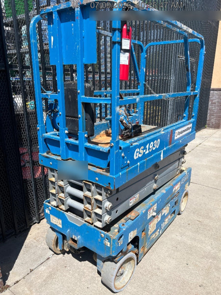 2019 Genie GS-1930 Fixed rails with chain Entry