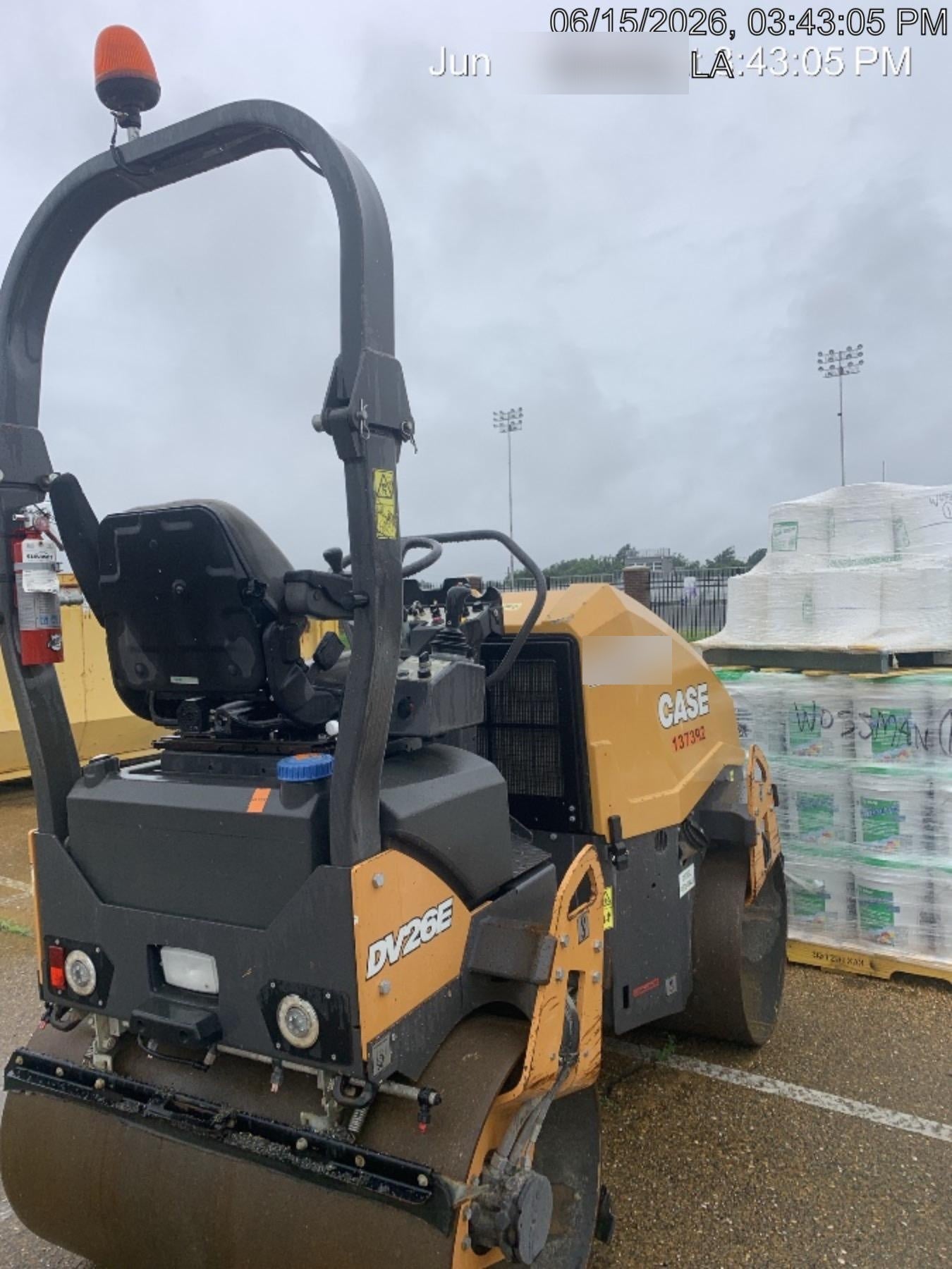 2021 CASE DV26E