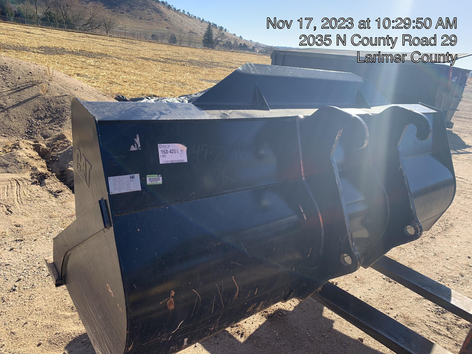 2016 SKYTRAK 70" Bucket, Telehandler 6k-7k