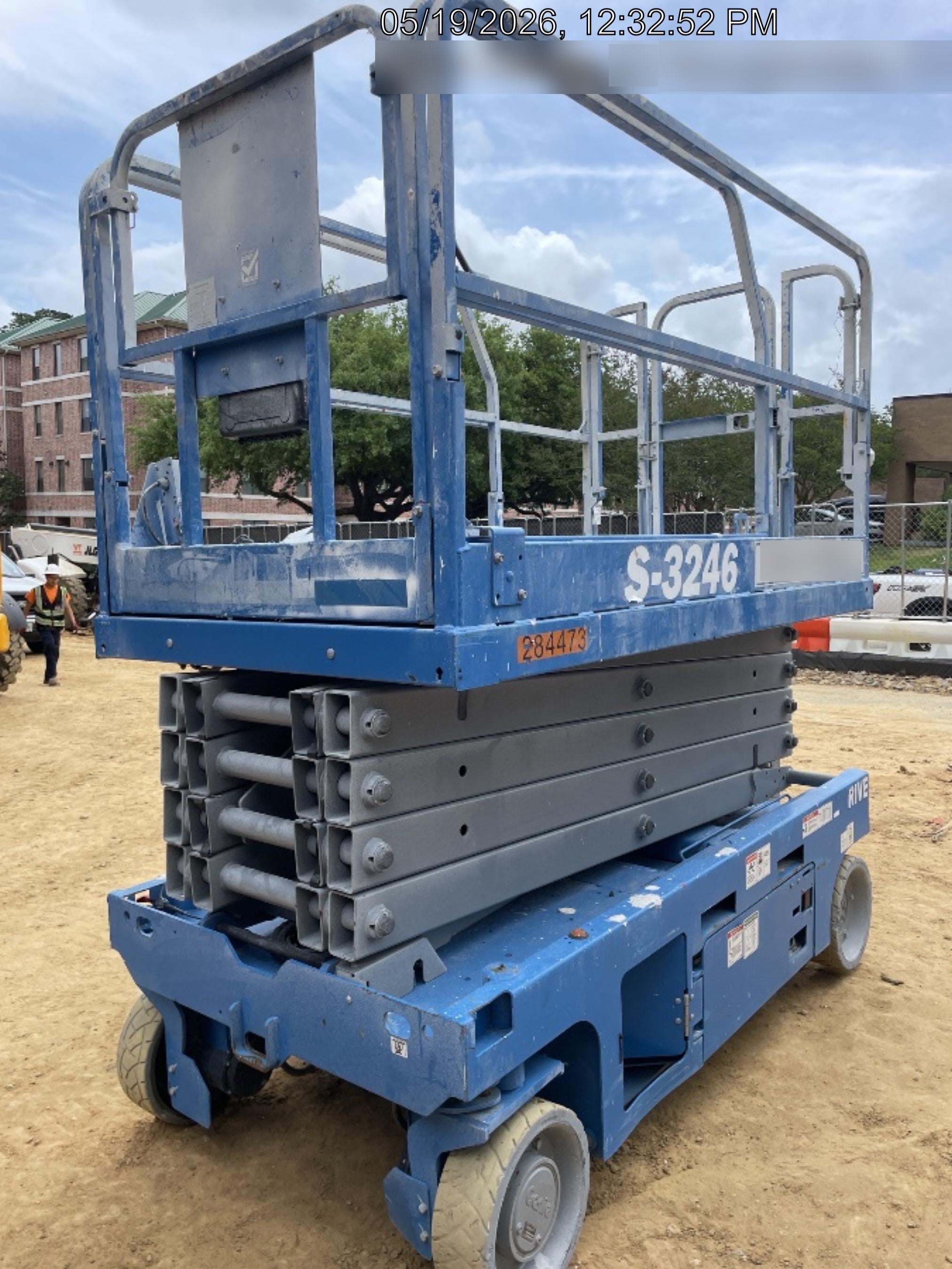 2022 GENIE GS-3246
