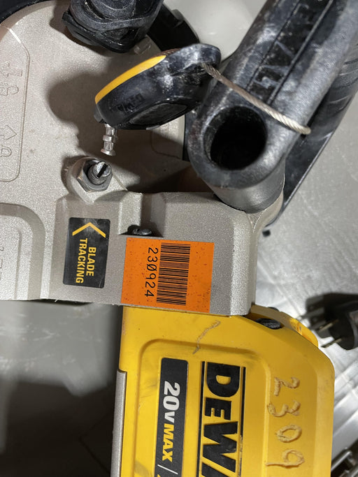 2022 DEWALT DCS374P2