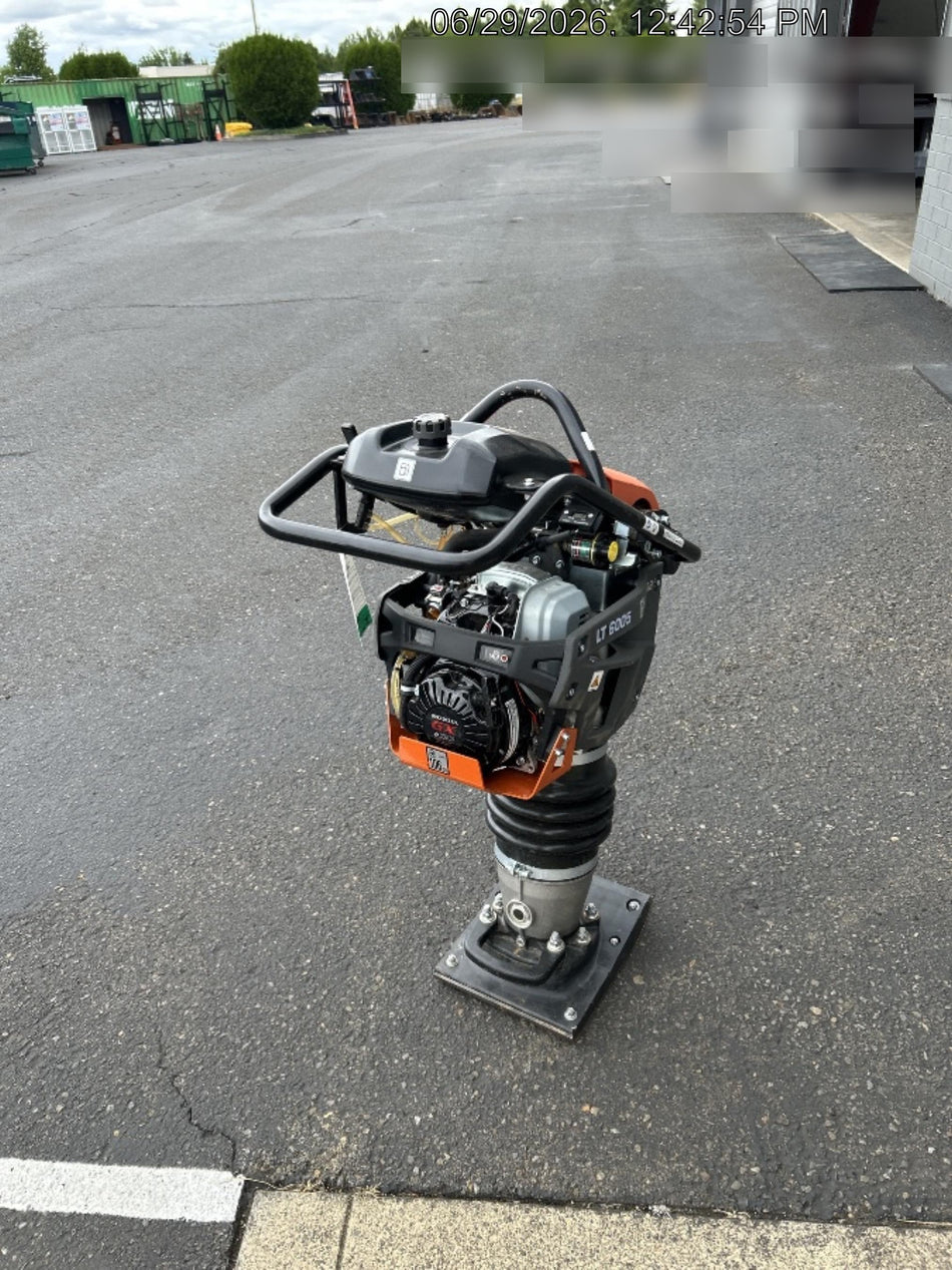 2024 HUSQVARNA LT6005