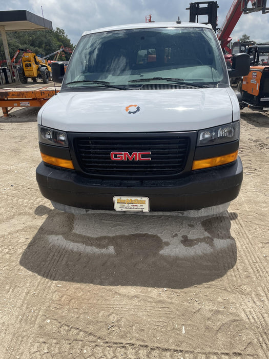 2022 GMC Savana 3500