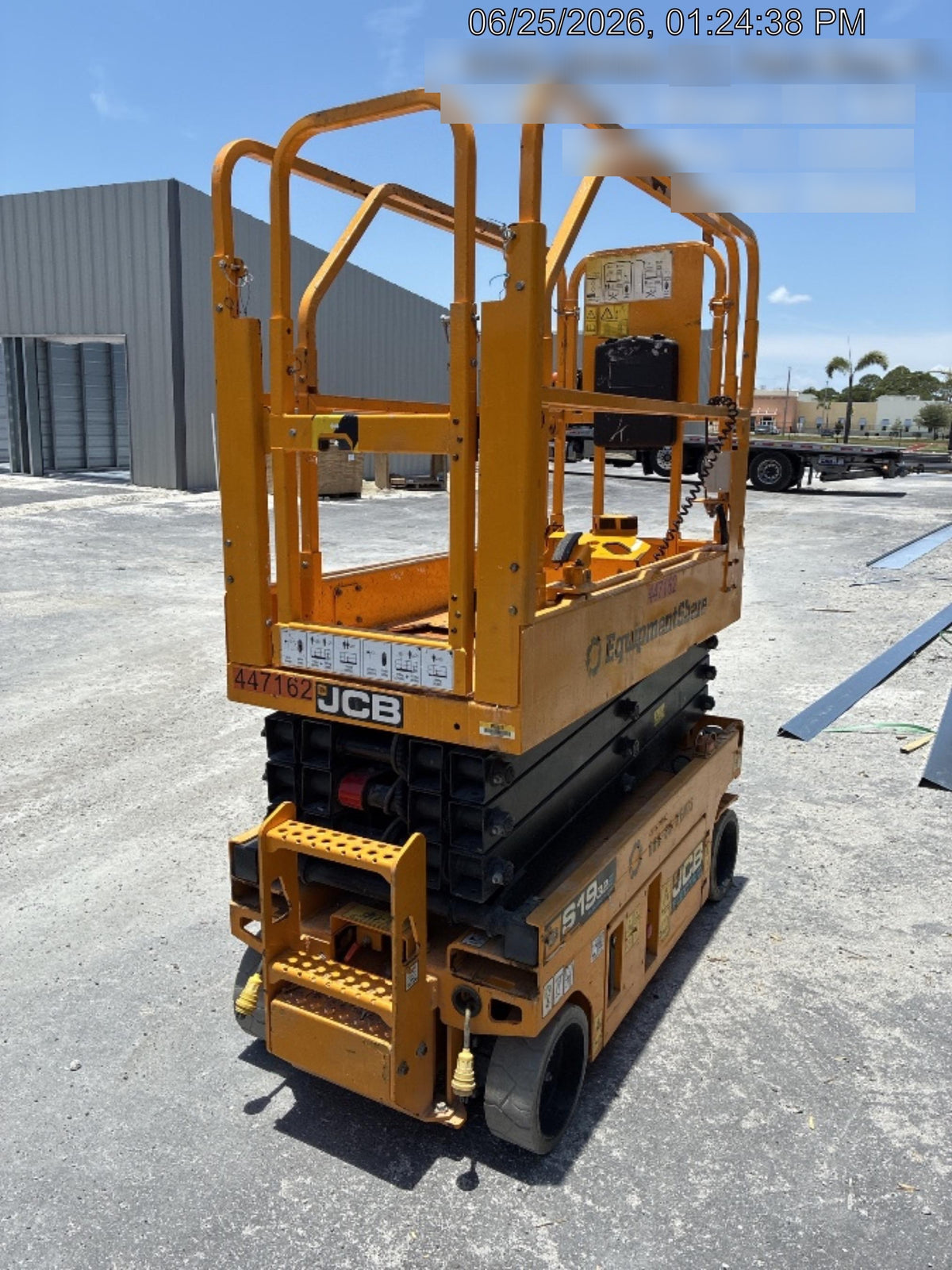 2024 JCB S1932E
