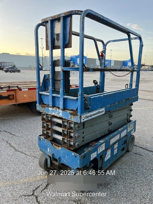 2017 Genie GS-1930 Genie GS-1930 Lift w/Fixed Rail and Chain Entry