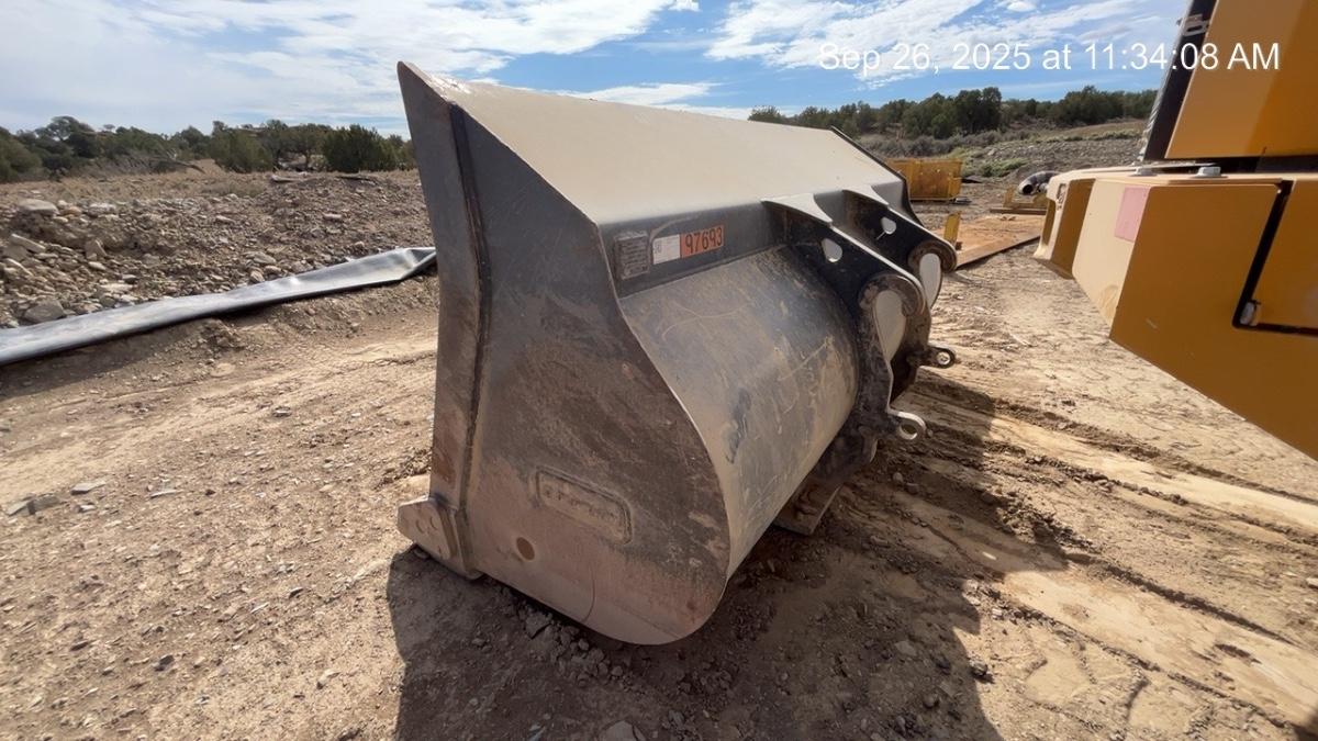 2019 DOOSAN Grapple Bucket - 108"