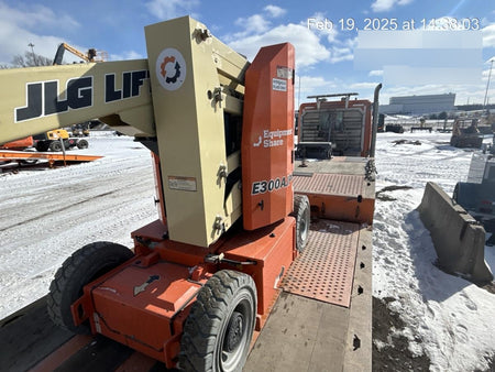 2019 JLG E300AJP