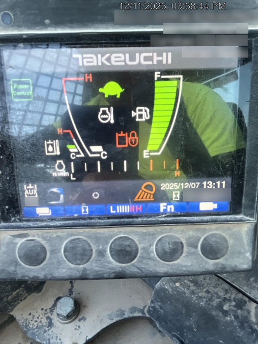 2022 TAKEUCHI TL8R2-R