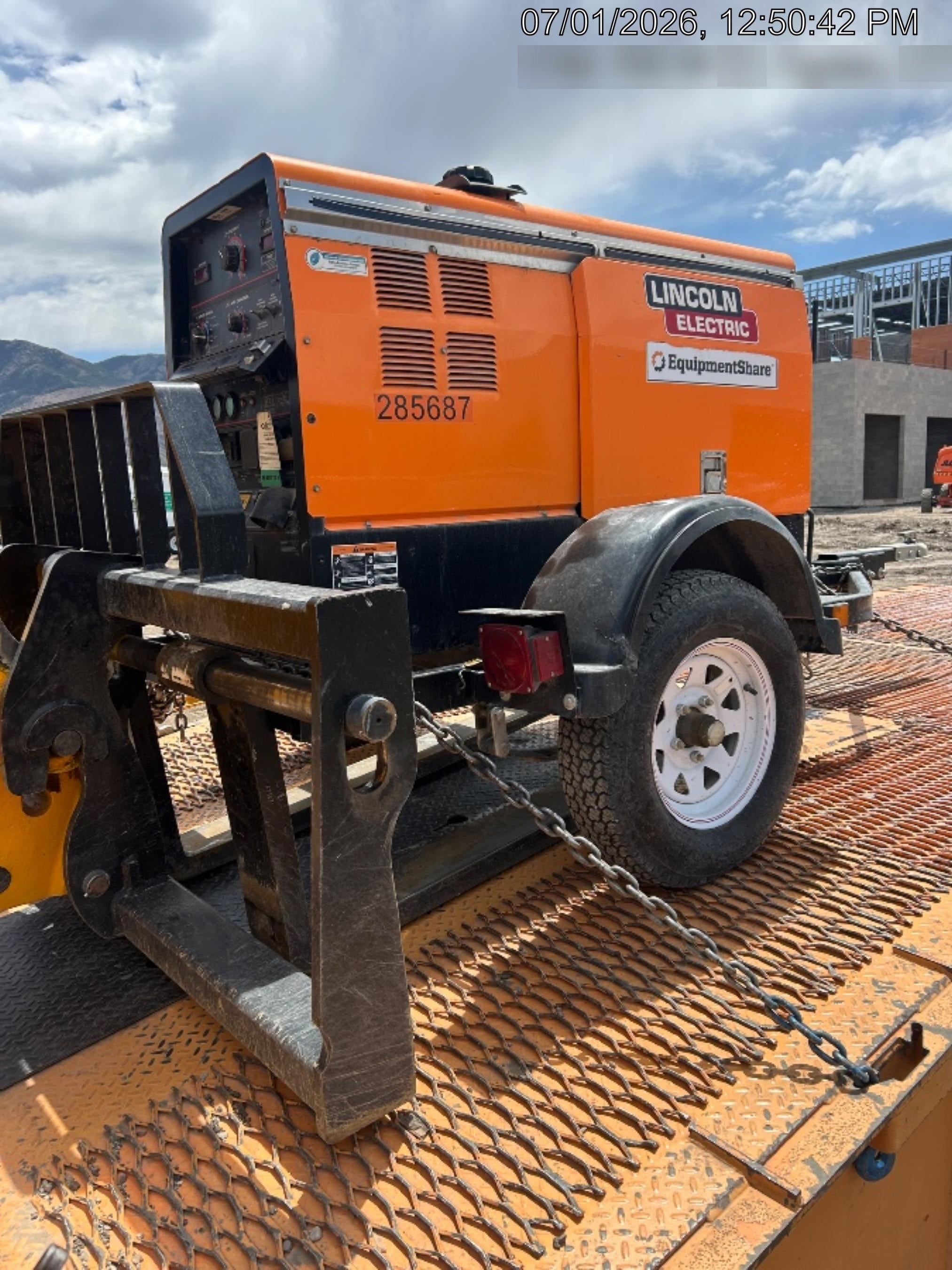 2022 Lincoln Electric LE400 Kubota V1505, Trlr, Cable Rack, Light Kit, ES Decals, T3