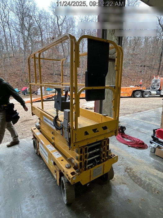 2017 Haulotte Optimum 1931E Haulotte 19' Scissor Lift