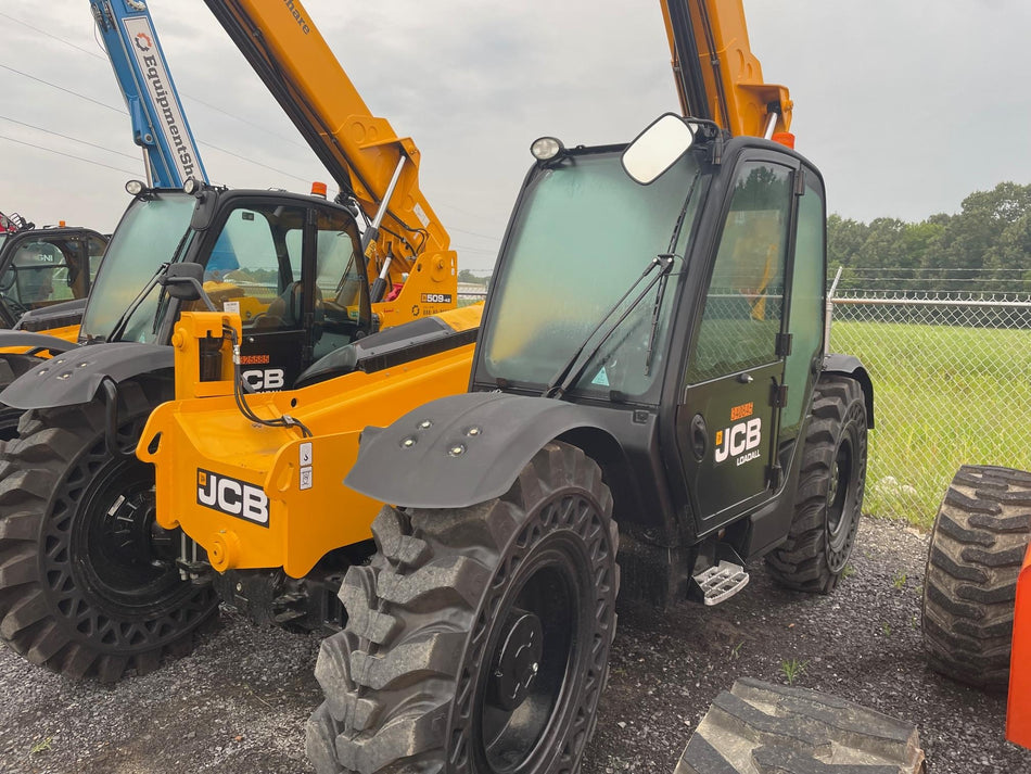 2023 JCB 509-42