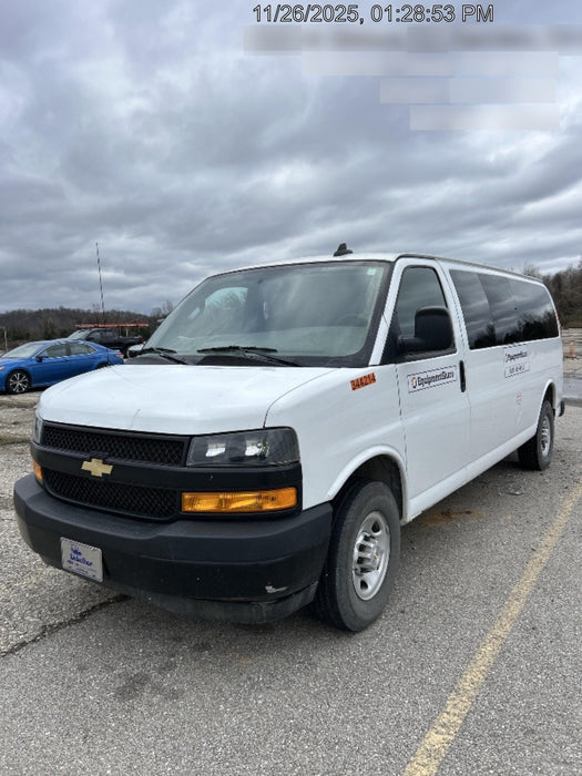 2023 CHEVROLET Express Van - Rental