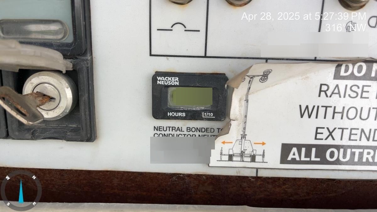 2019 Wacker Neuson LTV6L-MH Standard Options, ES Track Hardware, Fuel Level Sensor