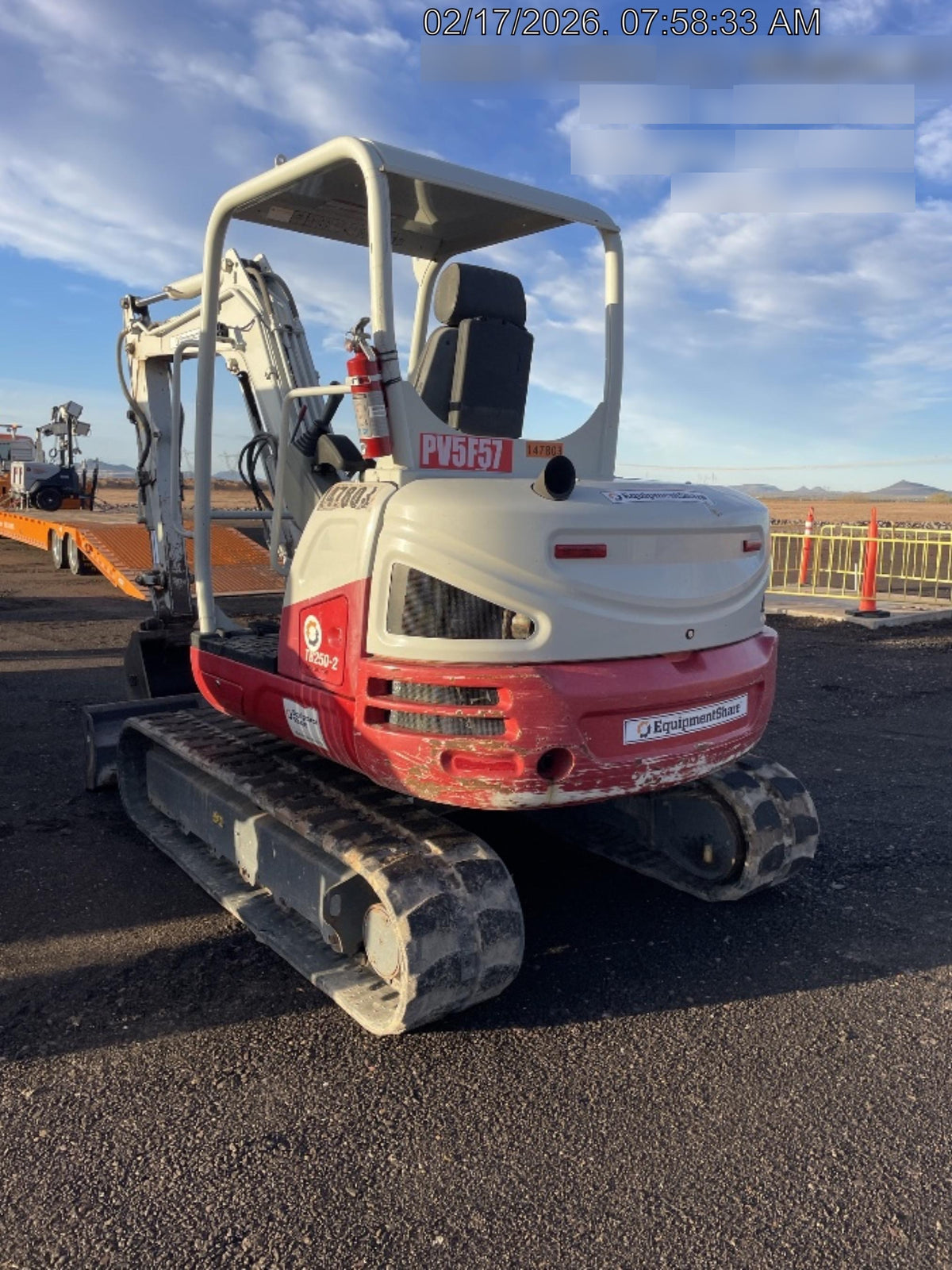 2021 TAKEUCHI TB250-2