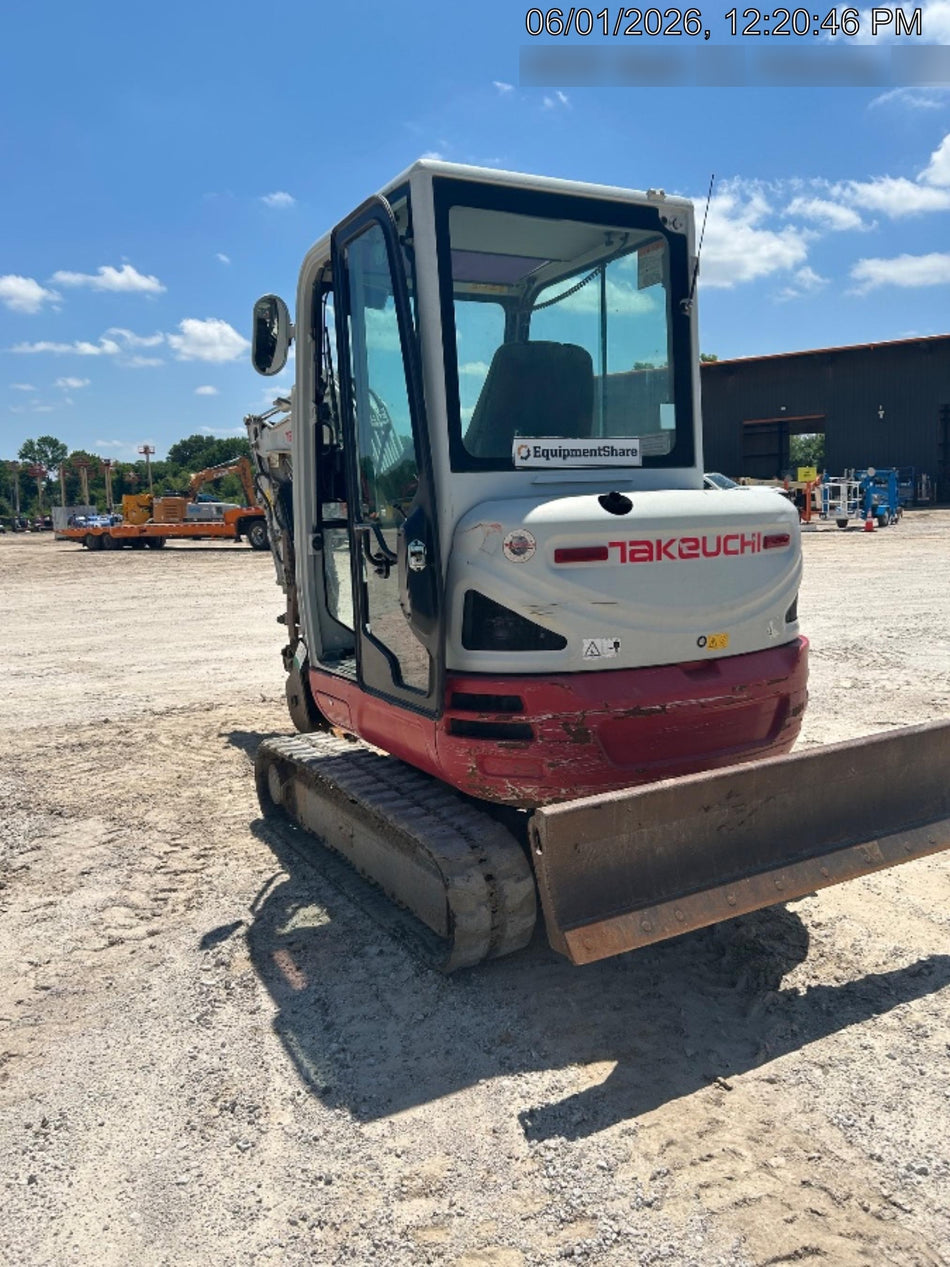 2018 Takeuchi TB235-2CR TAKEUCHI TB235CRA