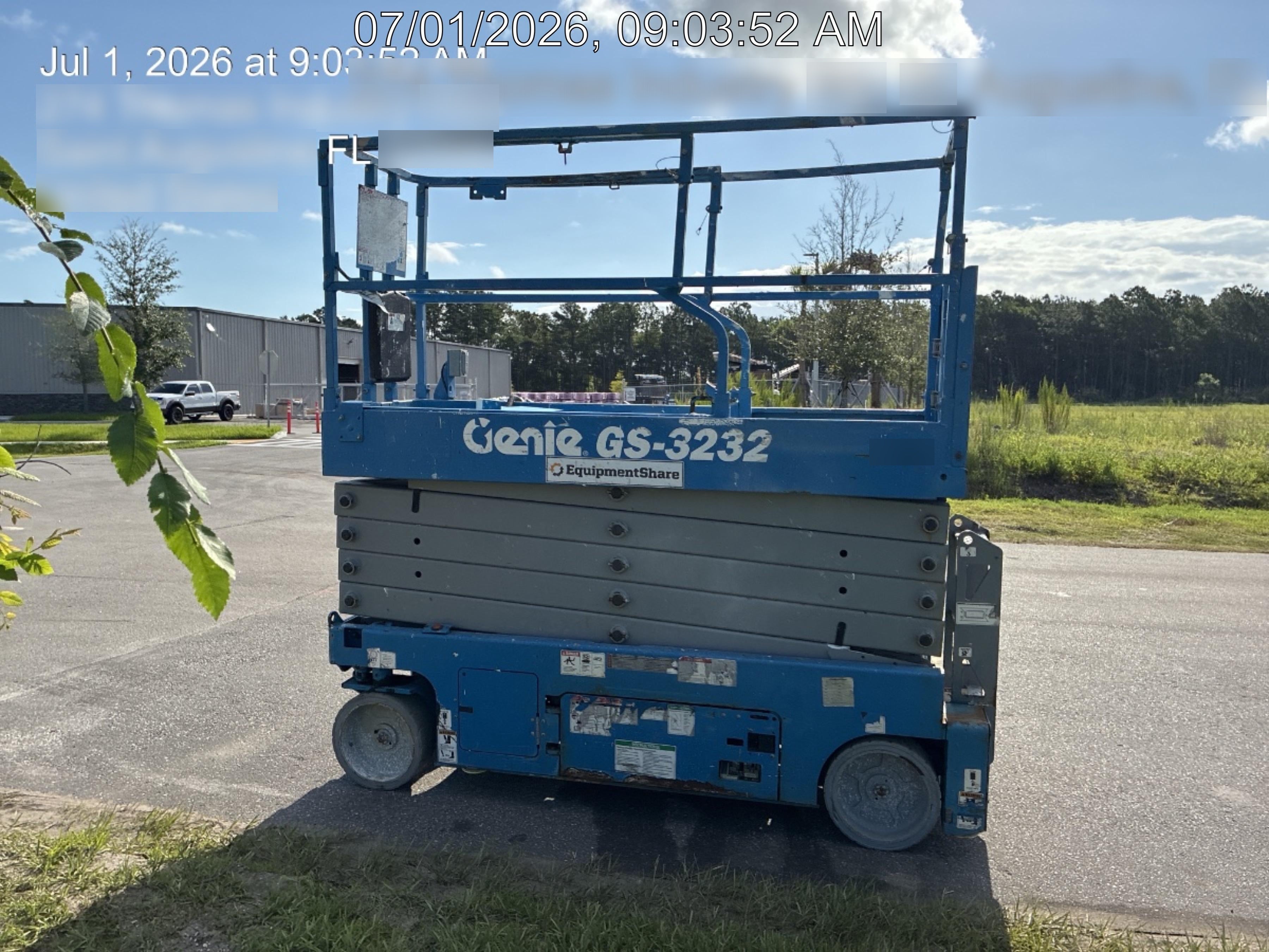 2018 Genie GS-3232 GS-3232 w/Folding rails, Half height swing gate