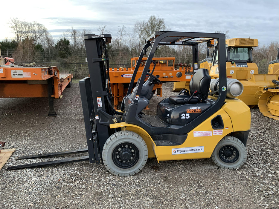 2021 KOMATSU FG25T-16