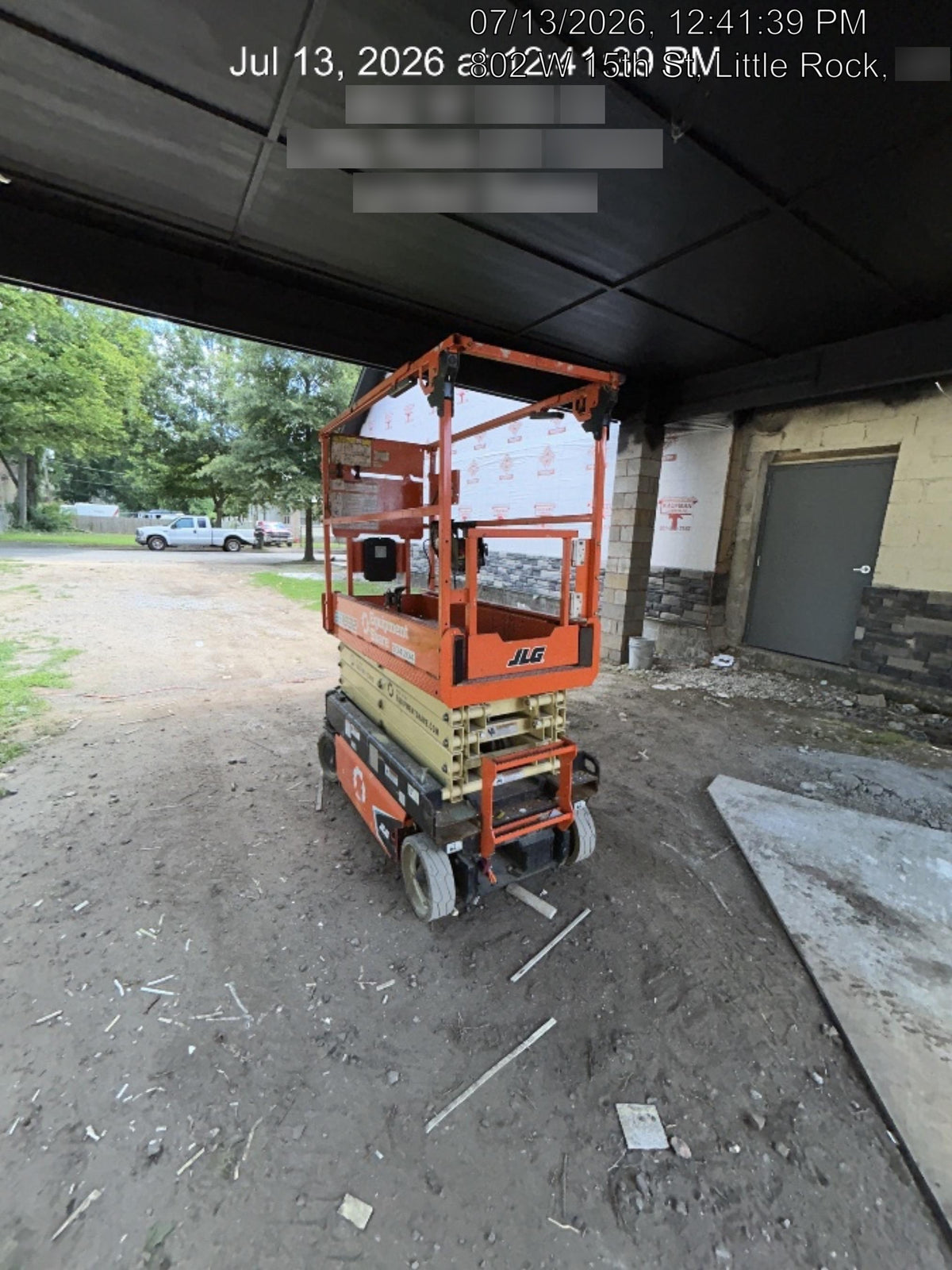2023 JLG ES1932