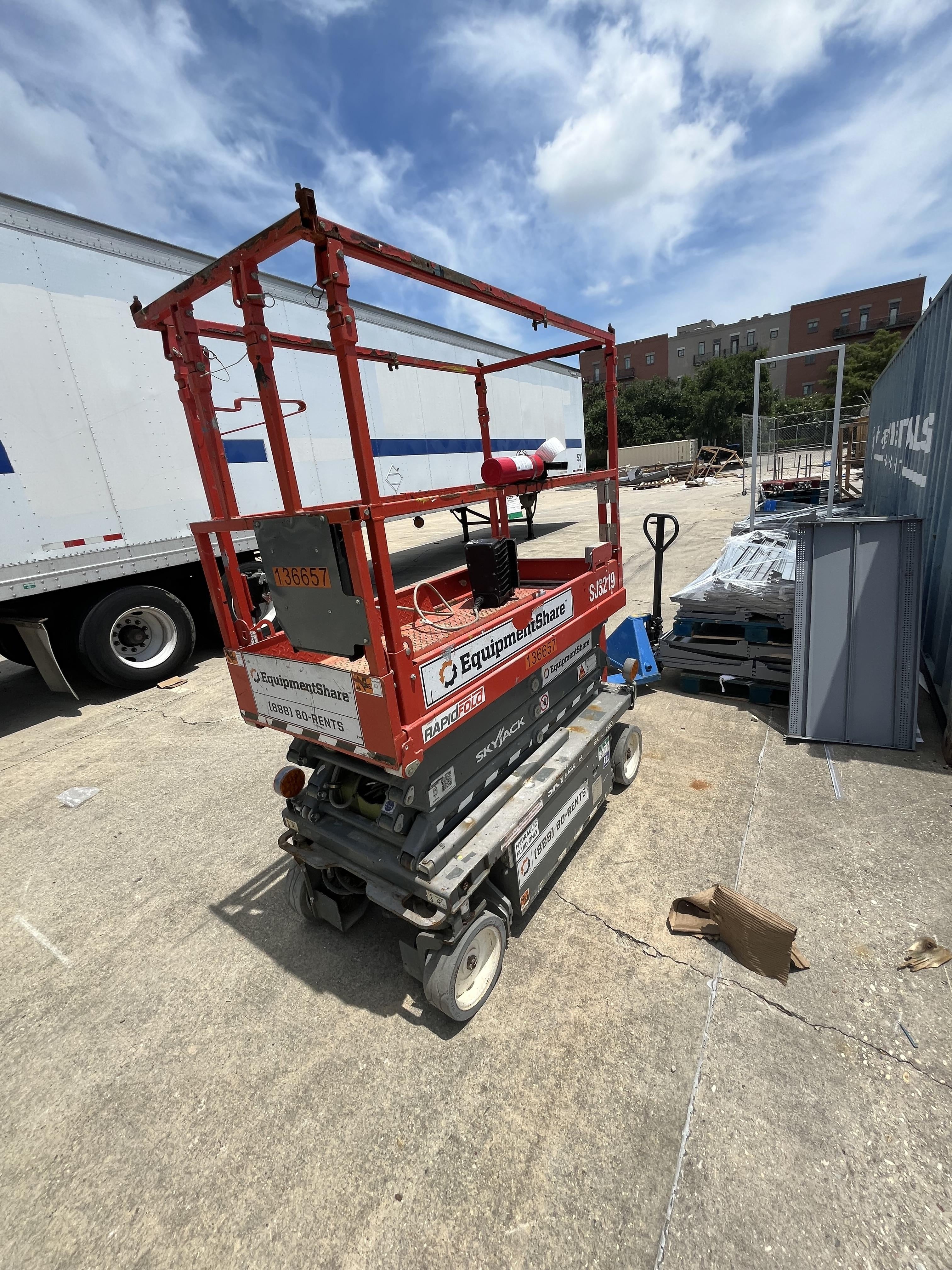 2021 SKYJACK SJ3219