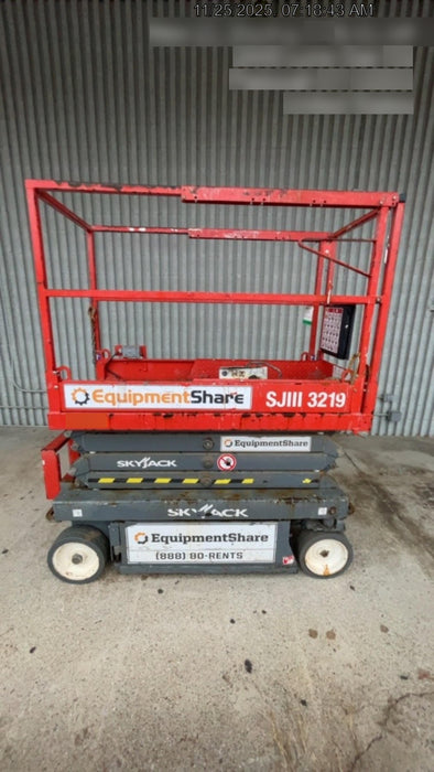 2019 Skyjack SJIII-3219 Skyjack SJIII3219 Standard w/Trojan Batteries