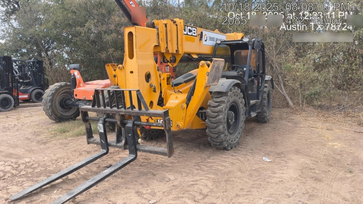 2019 JCB 510-56 Canopy, 74 HP, Solid Tires, STD Worklight, Beacon, Aux Hydraulics, Lifting Eye, Back up Alarm w/66" Carriage/60" Forks