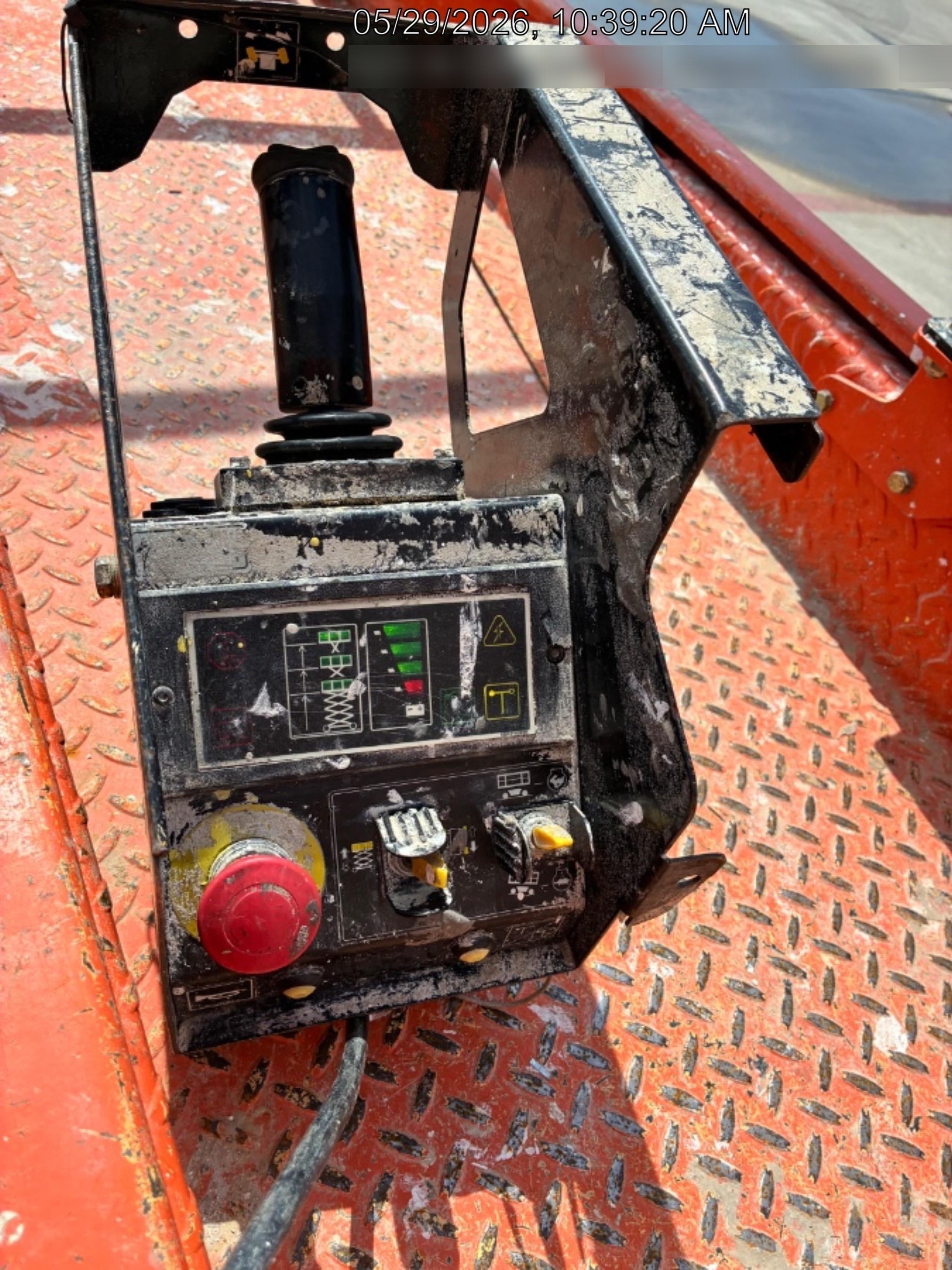 2023 JLG ES2632