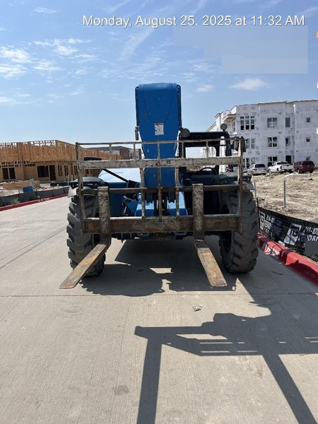 2018 Genie GTH-844 GTH-844 w/Open ROPS, Solid Tires, beacon/work lights, 60" carriage/forks