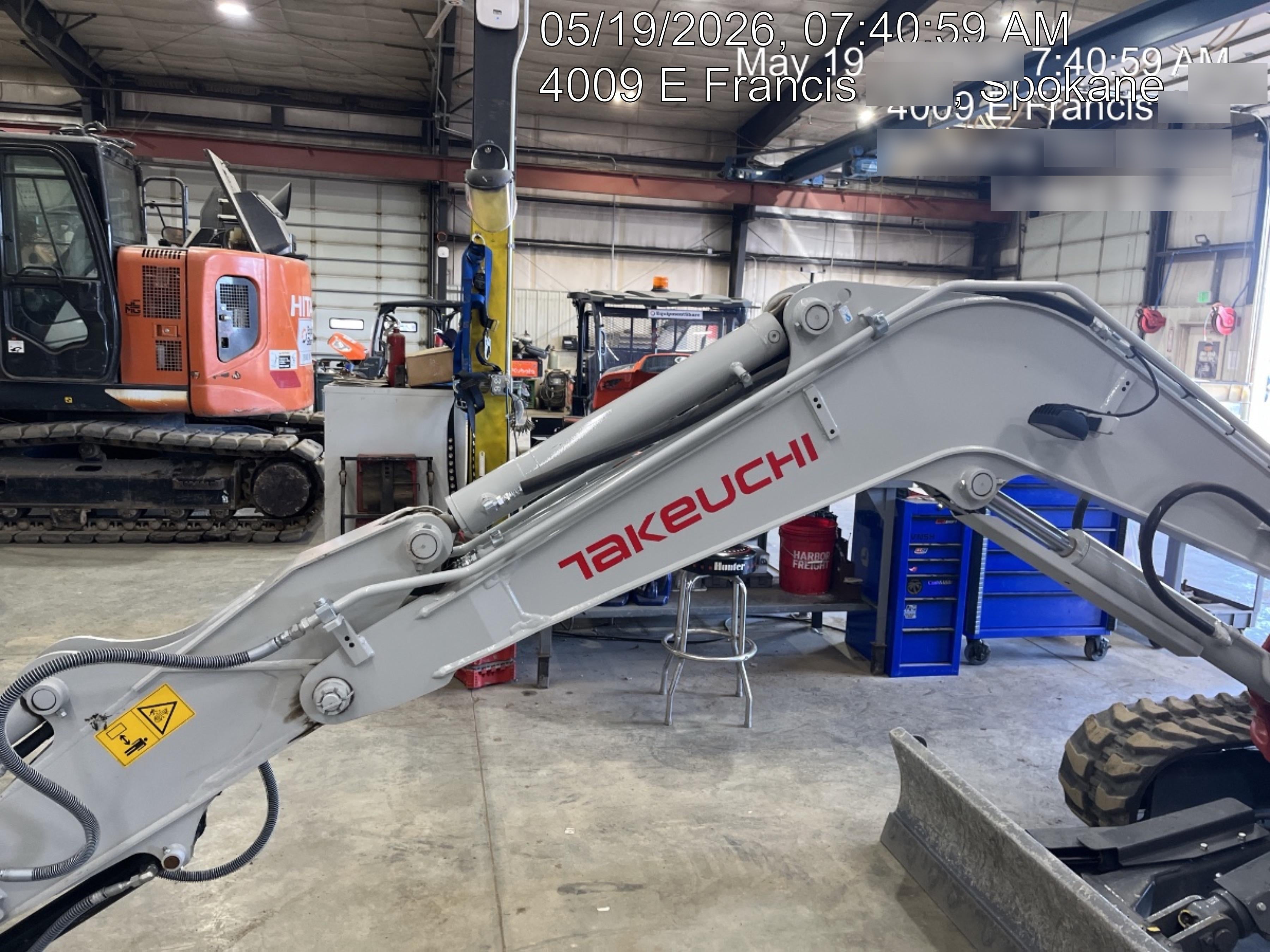 2024 TAKEUCHI TB240-CRA