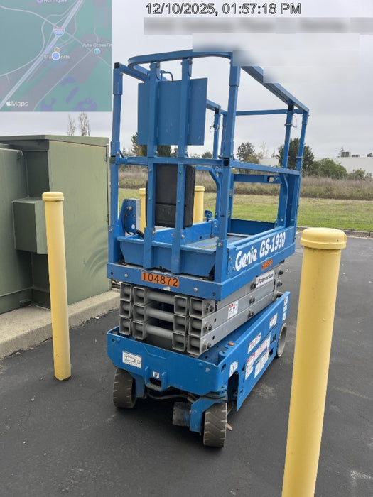 2020 Genie GS-1930 Solid Non Marking Tires, Beacon, Folding rails with half height swing gate, 800W Inverter