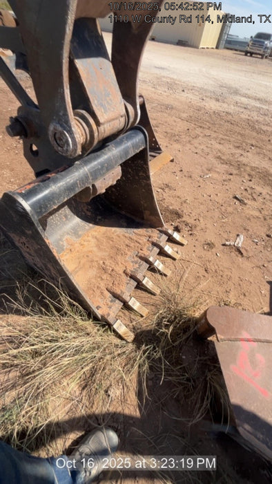 2025 TAKEUCHI 36" Bucket - Takeuchi