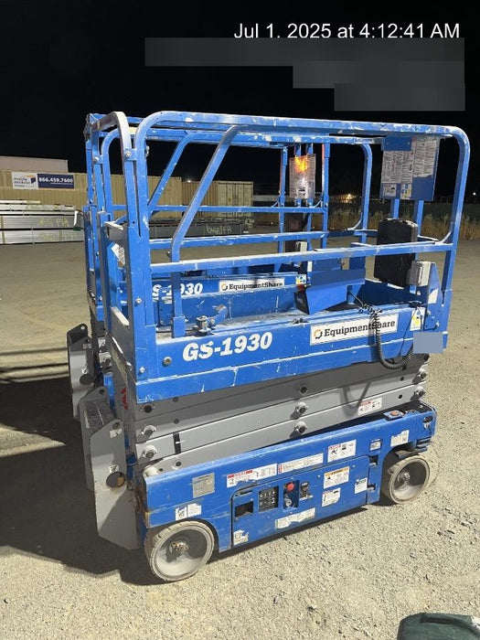 2019 Genie GS-1930 Half Height Swing Gate, 800W Inverter