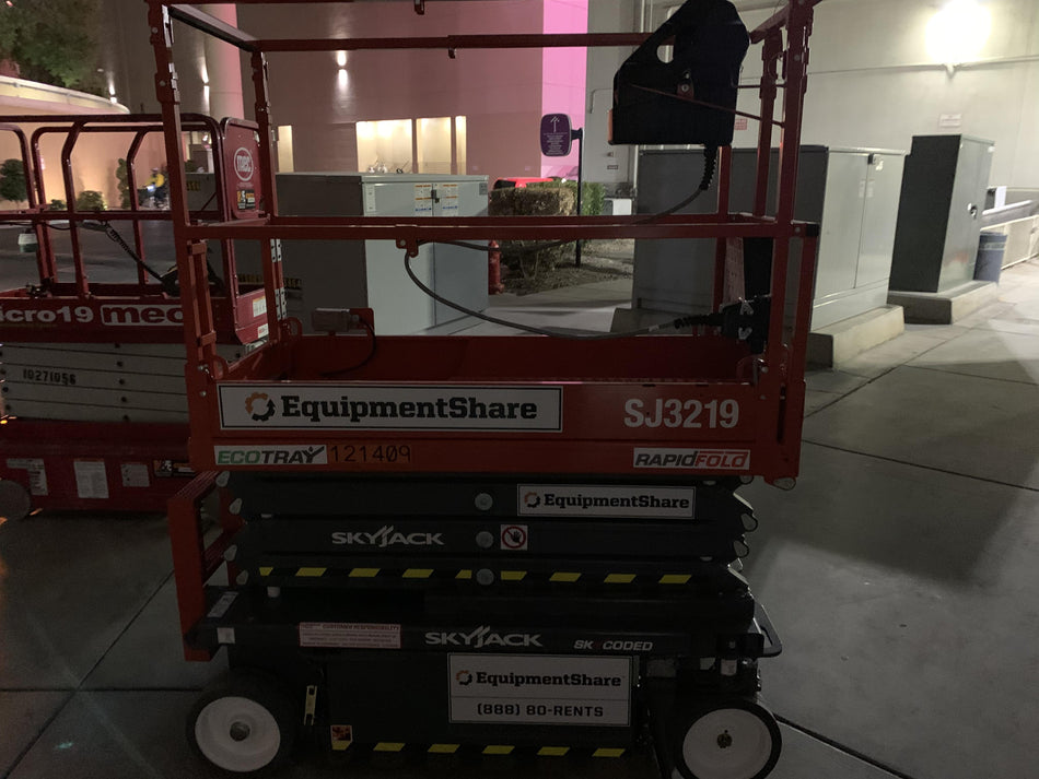 2021 SKYJACK SJ3219