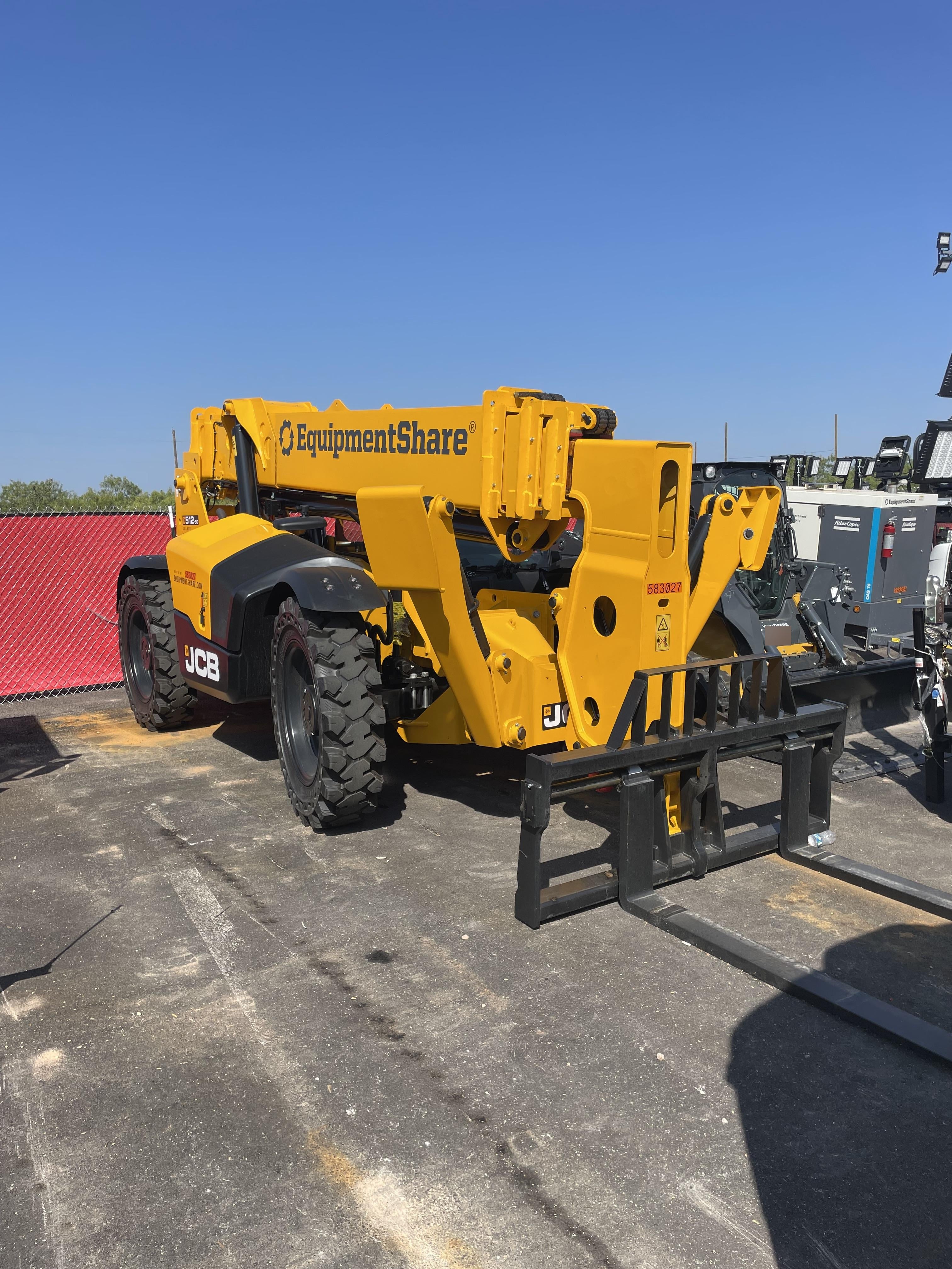 2025 JCB 512-56
