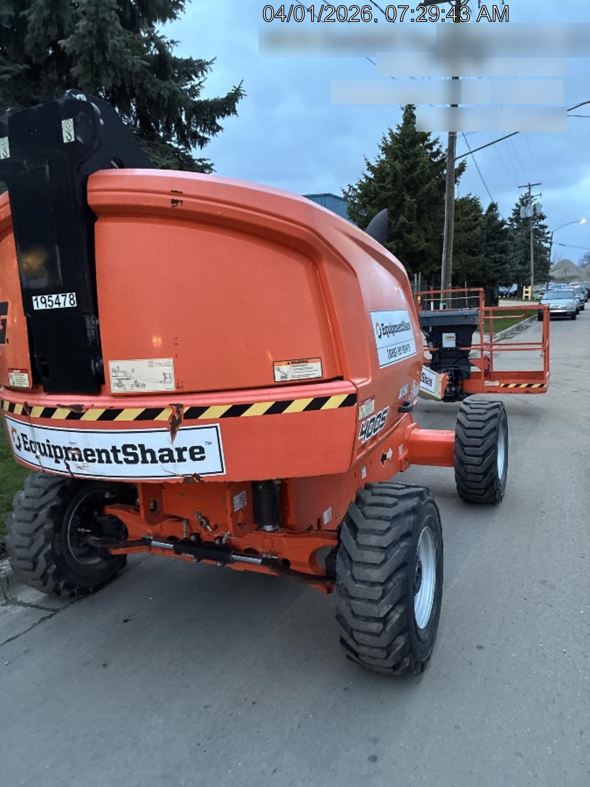 2021 JLG 400S