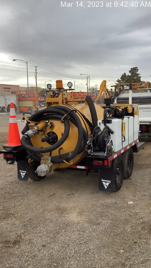 2023 VAC-TRON LP573XDT