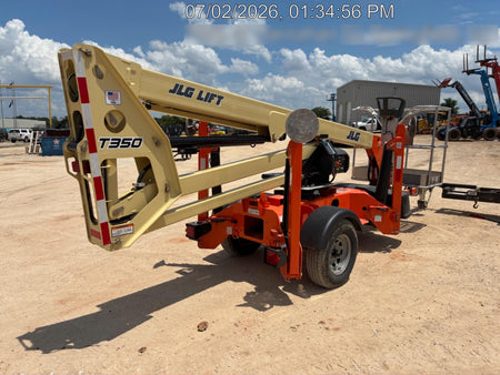 2025 JLG T350