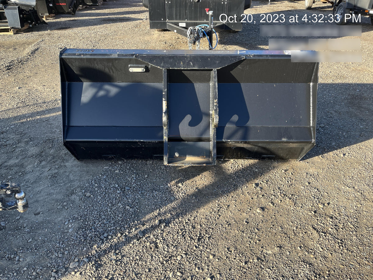 2023 JLG 1001100822