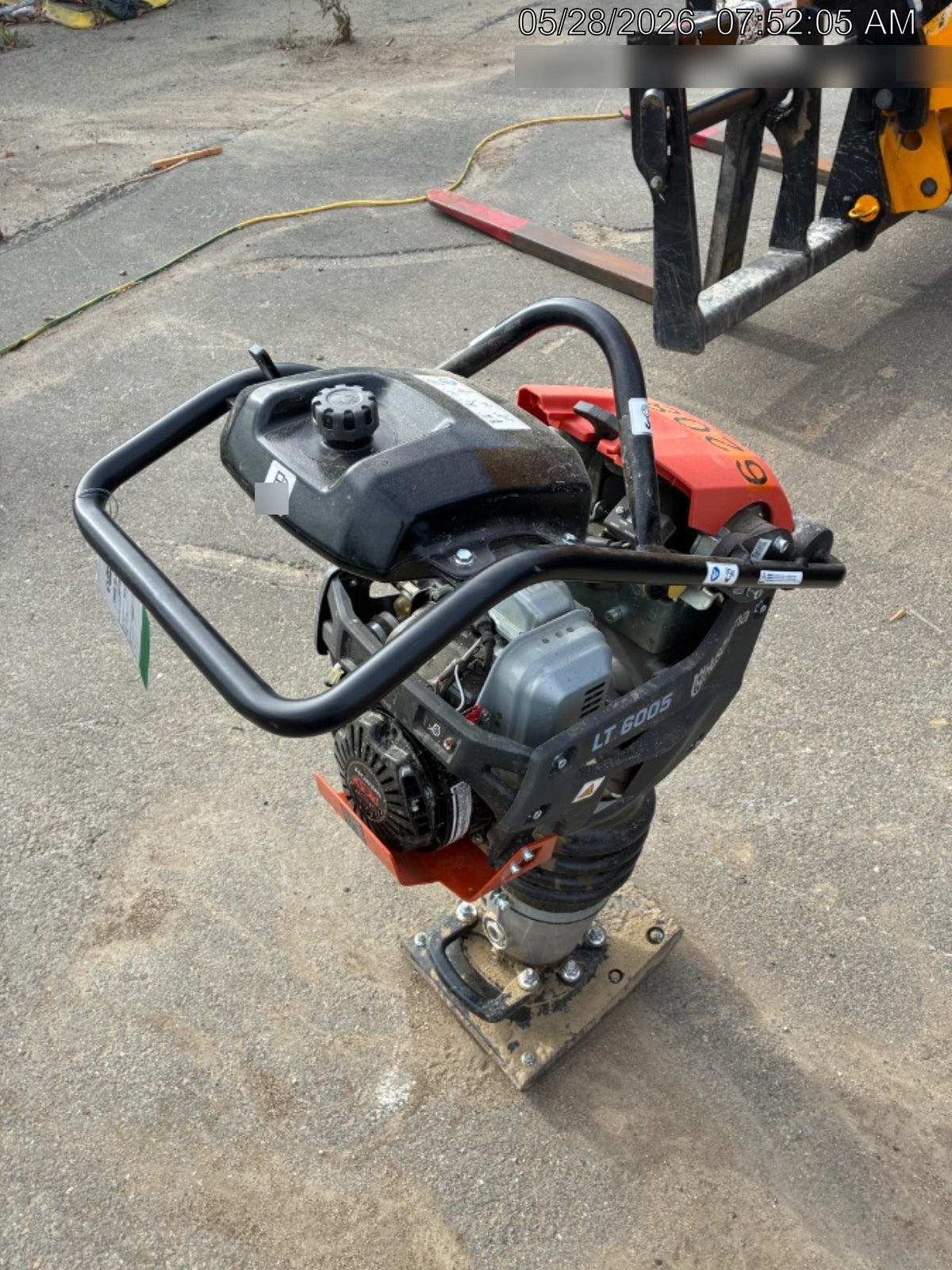 2025 HUSQVARNA LT6005