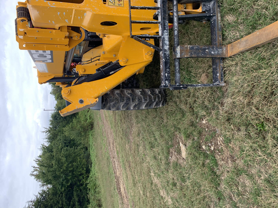 2020 JCB 510-56 Canopy, Solid Tires, Work Lights, Beacon, Aux Hydraulics, Back up Alarm, Lifting Eye, ES Decals