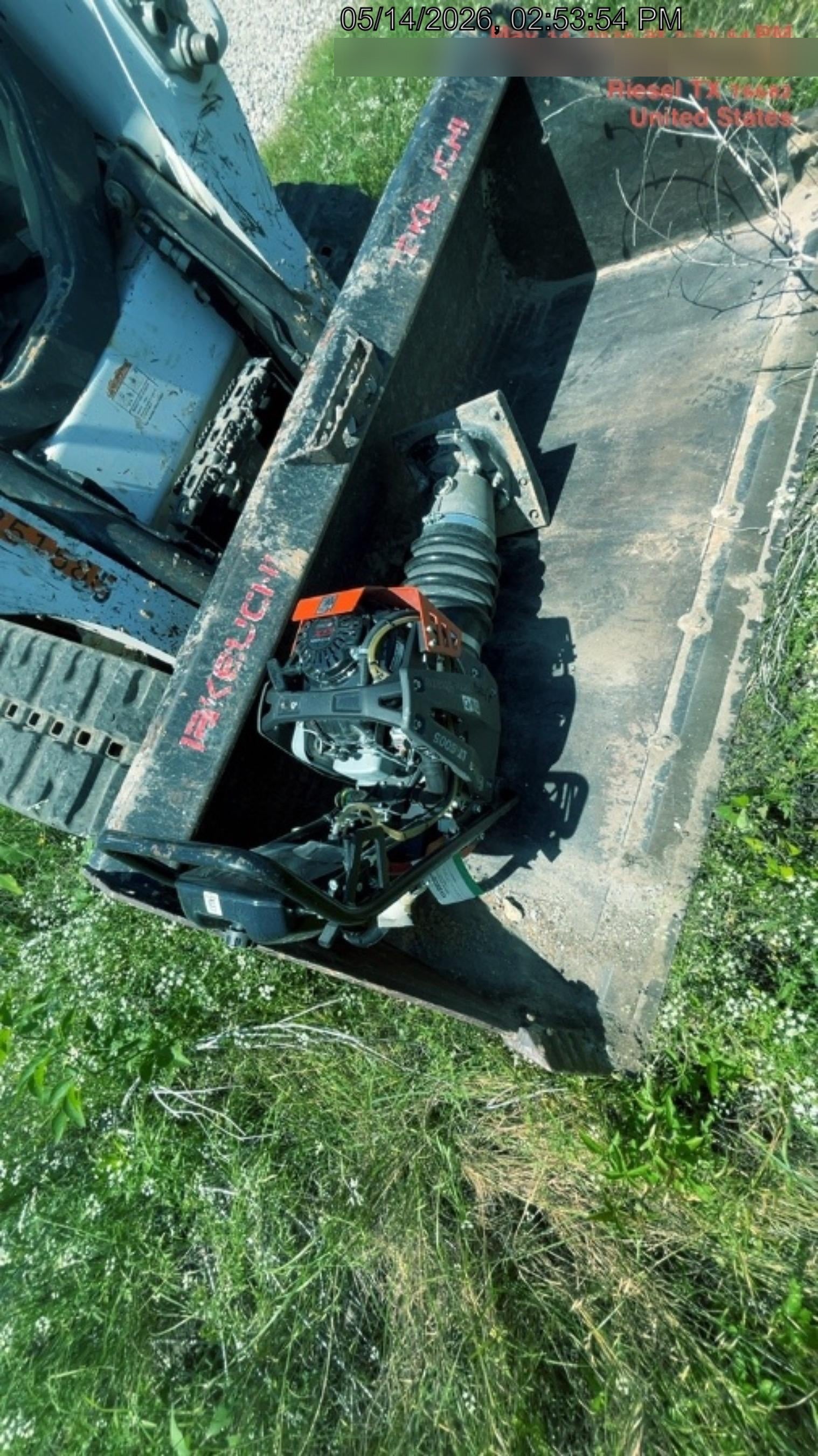 2025 HUSQVARNA LT6005