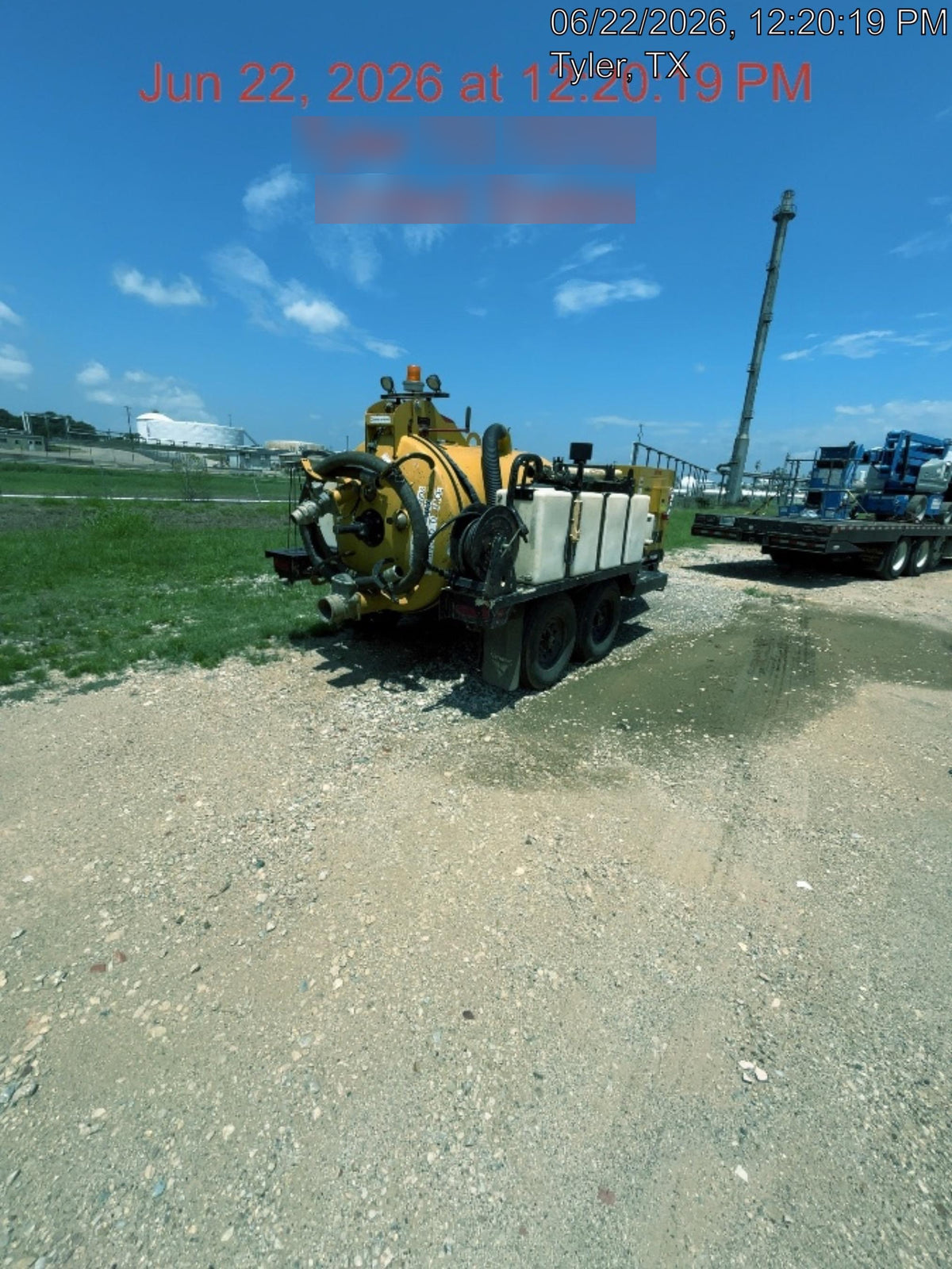2023 VAC-TRON LP573XDT