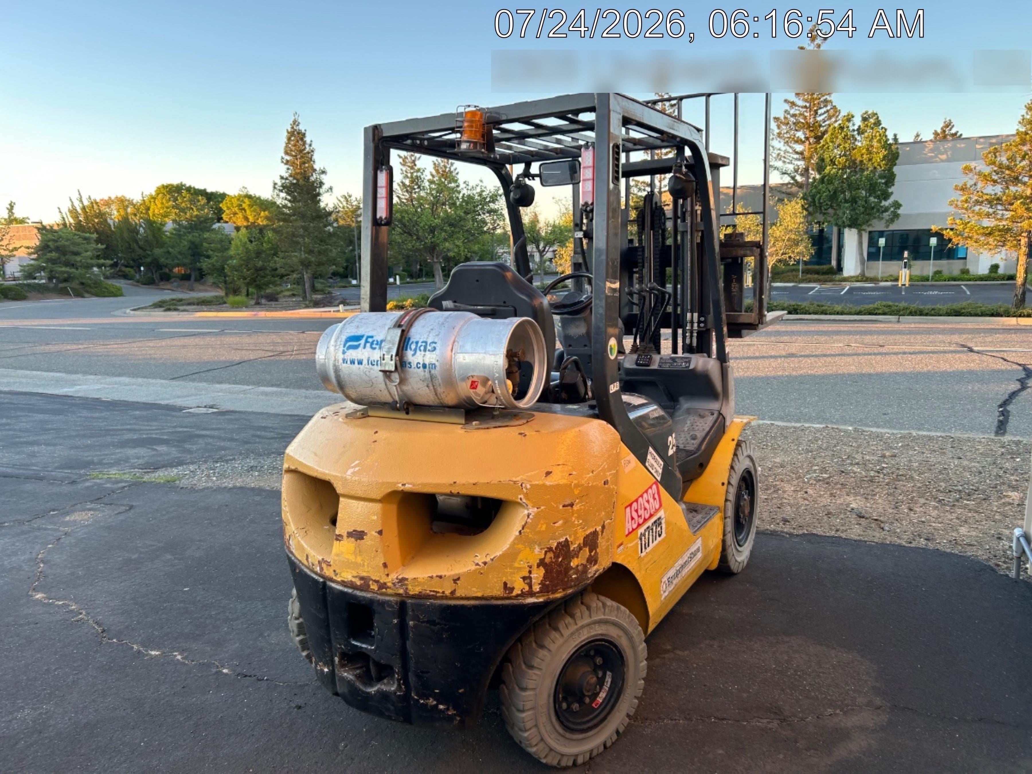 2020 KOMATSU FG25T-16