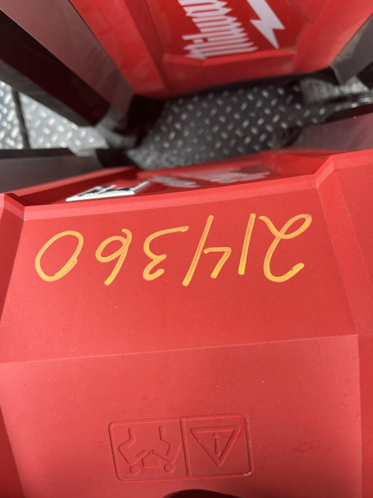 2022 MILWAUKEE MXF041-1XC