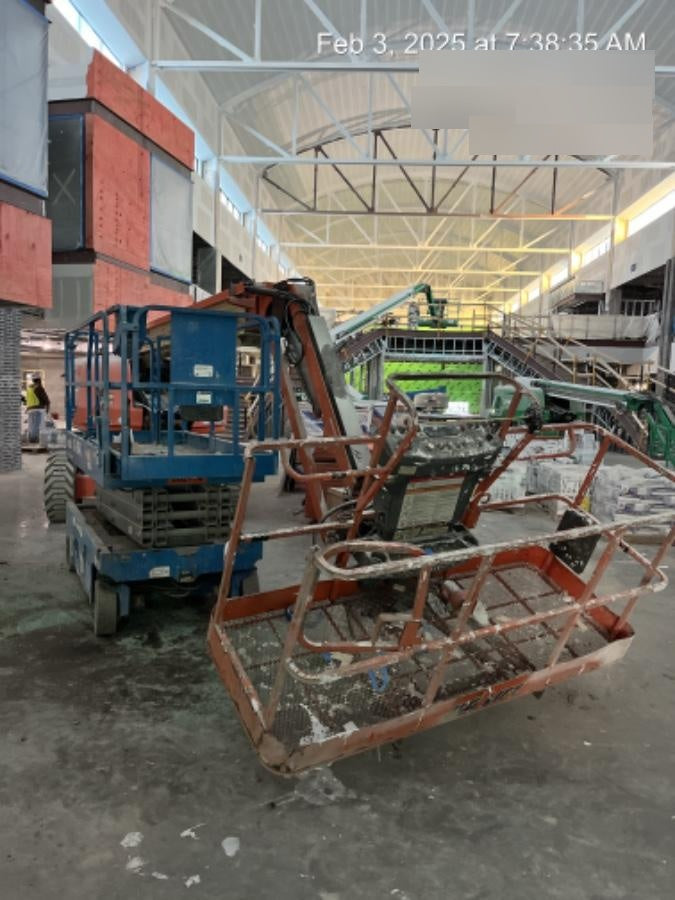 2021 JLG 660SJ
