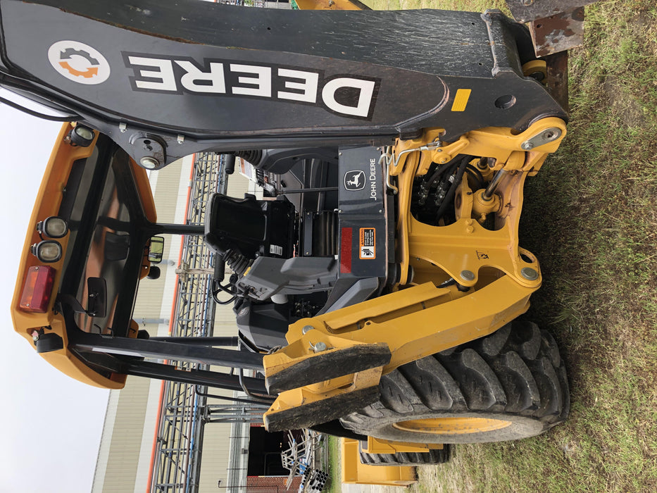 2019 John Deere 310LEP 4wd, Canopy, Standard dipper, ISO, Rear Auxiliary Hydraulics, Manual QC 12”, 18”, and 24” buckets