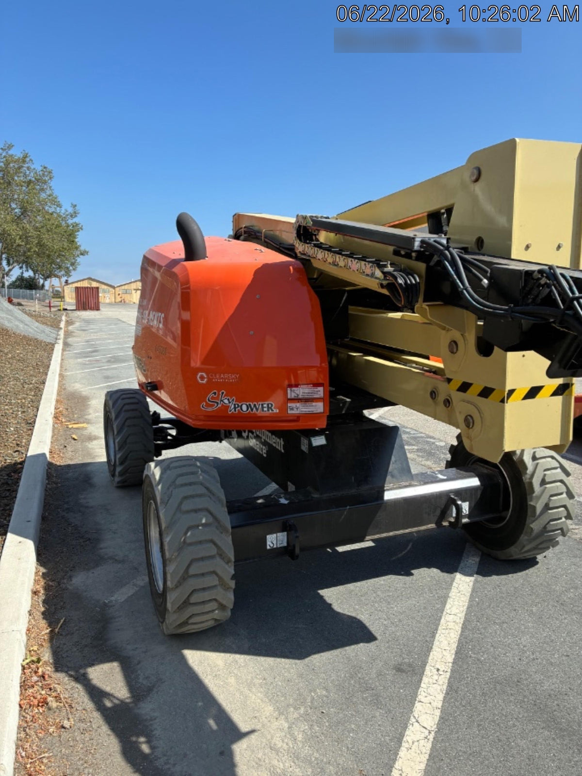 2019 JLG 430LRT