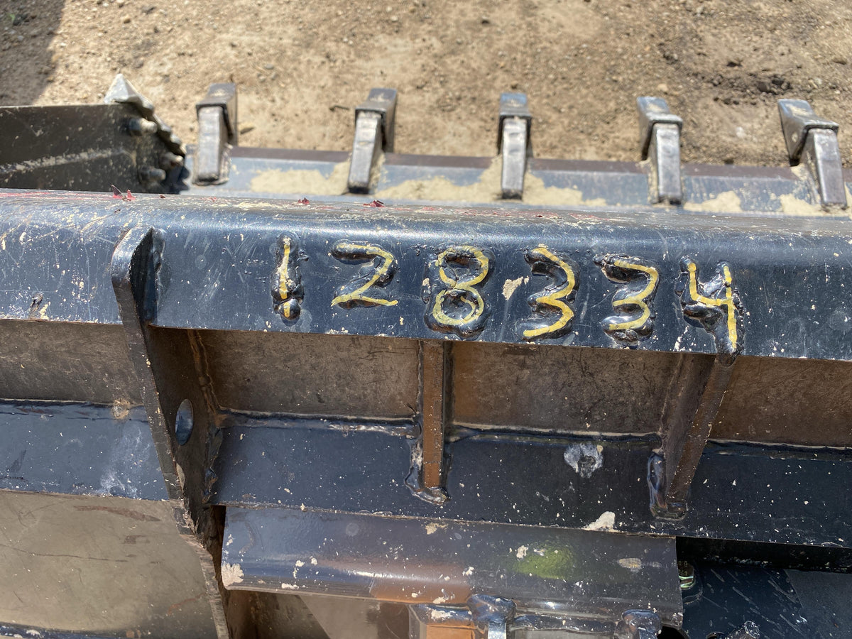 2021 CASE TR270B